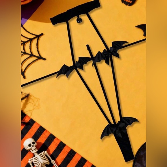 Women Sexy Black Bat Lingerie (size small) - Picture 4 of 5